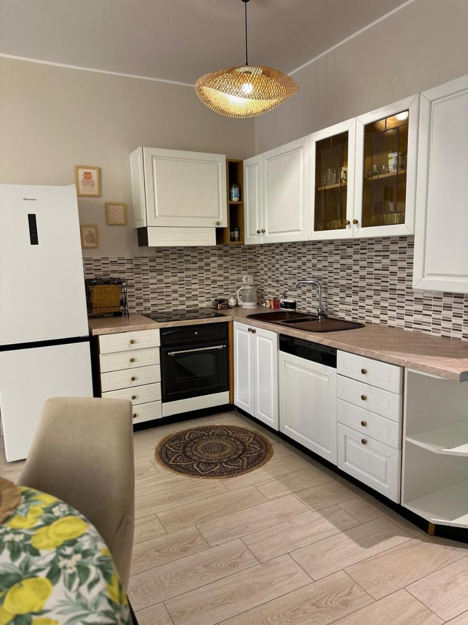 Lungomare Luxury Sea View Apartaments Vlorë Quarto foto