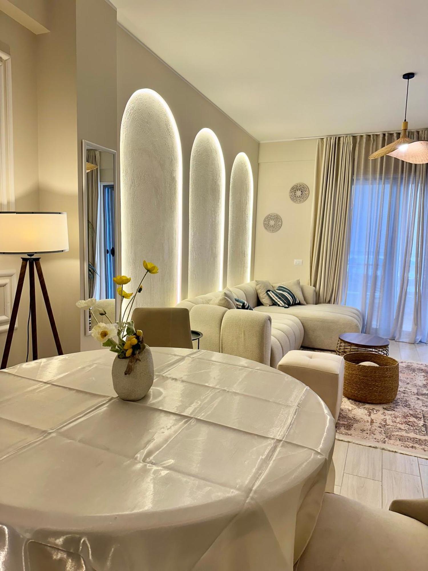 Lungomare Luxury Sea View Apartaments Vlorë Exterior foto